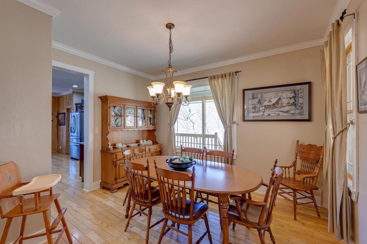 Beautiful Bryson City Home With Hot Tub And Mtn Views! Kültér fotó