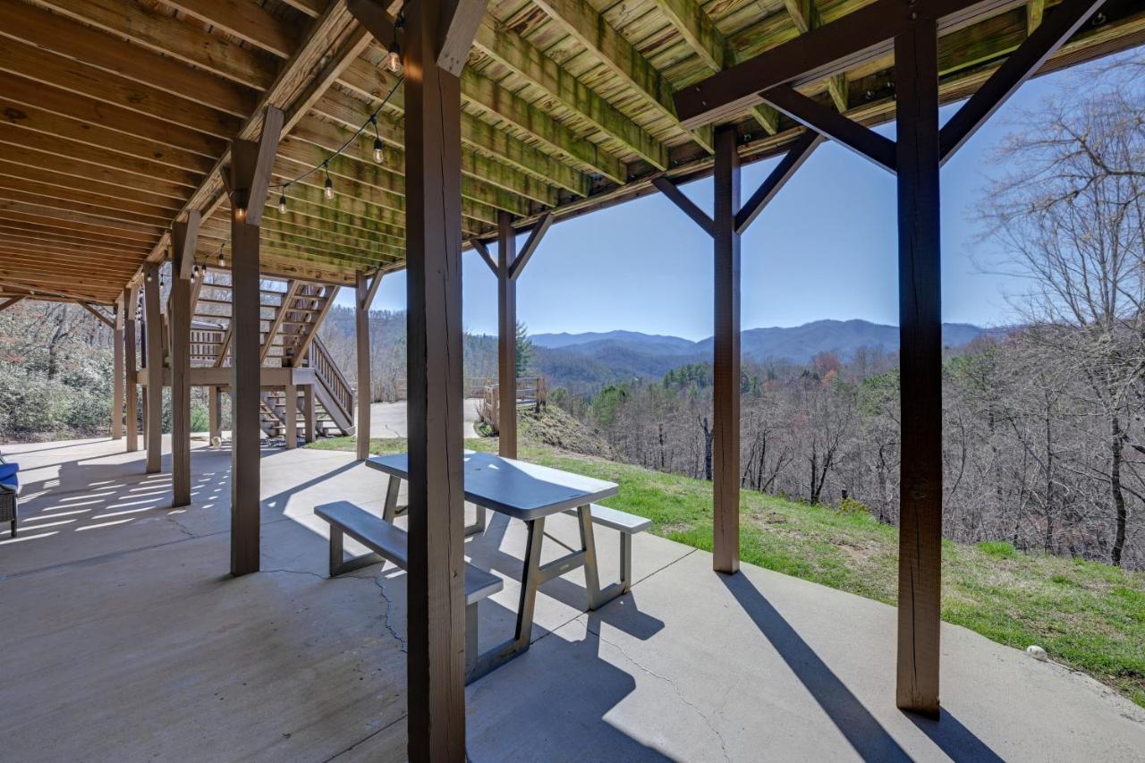 Beautiful Bryson City Home With Hot Tub And Mtn Views! Kültér fotó